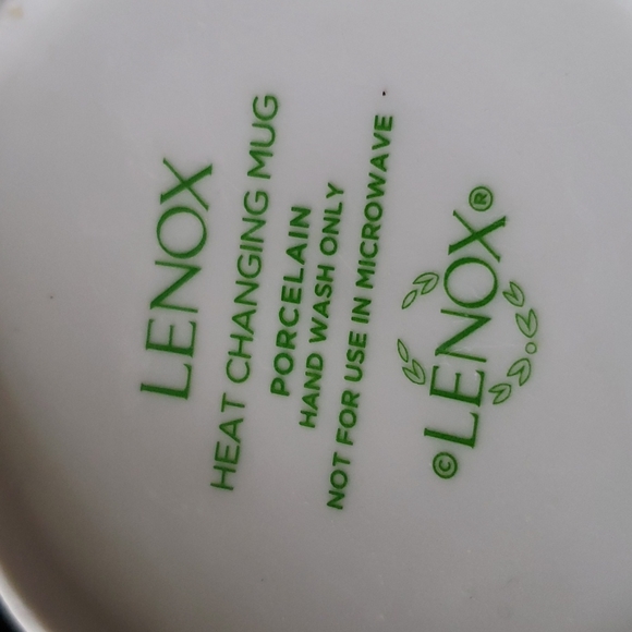 Lenox Heart Changing Christmas Mug - Picture 6 of 10